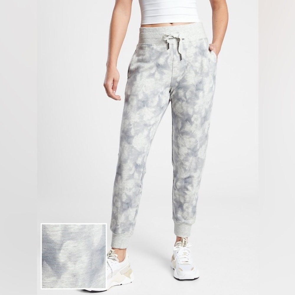 Athleta | Balance Printed Jogger | XS | Serene light gray/heather
